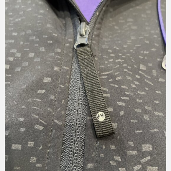 Mondetta Hooded, Black and Purple, Weather Resistant Lightweight Jacket - Size S - Picture 3 of 12